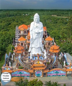 Thuê xe du lịch 16 chỗ đi Chợ Mới, An Giang ghé thăm chùa Phước Thành nổi tiếng